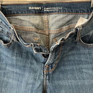 Old Navy Curvy Fit Size 2 Regular Blue Jeans